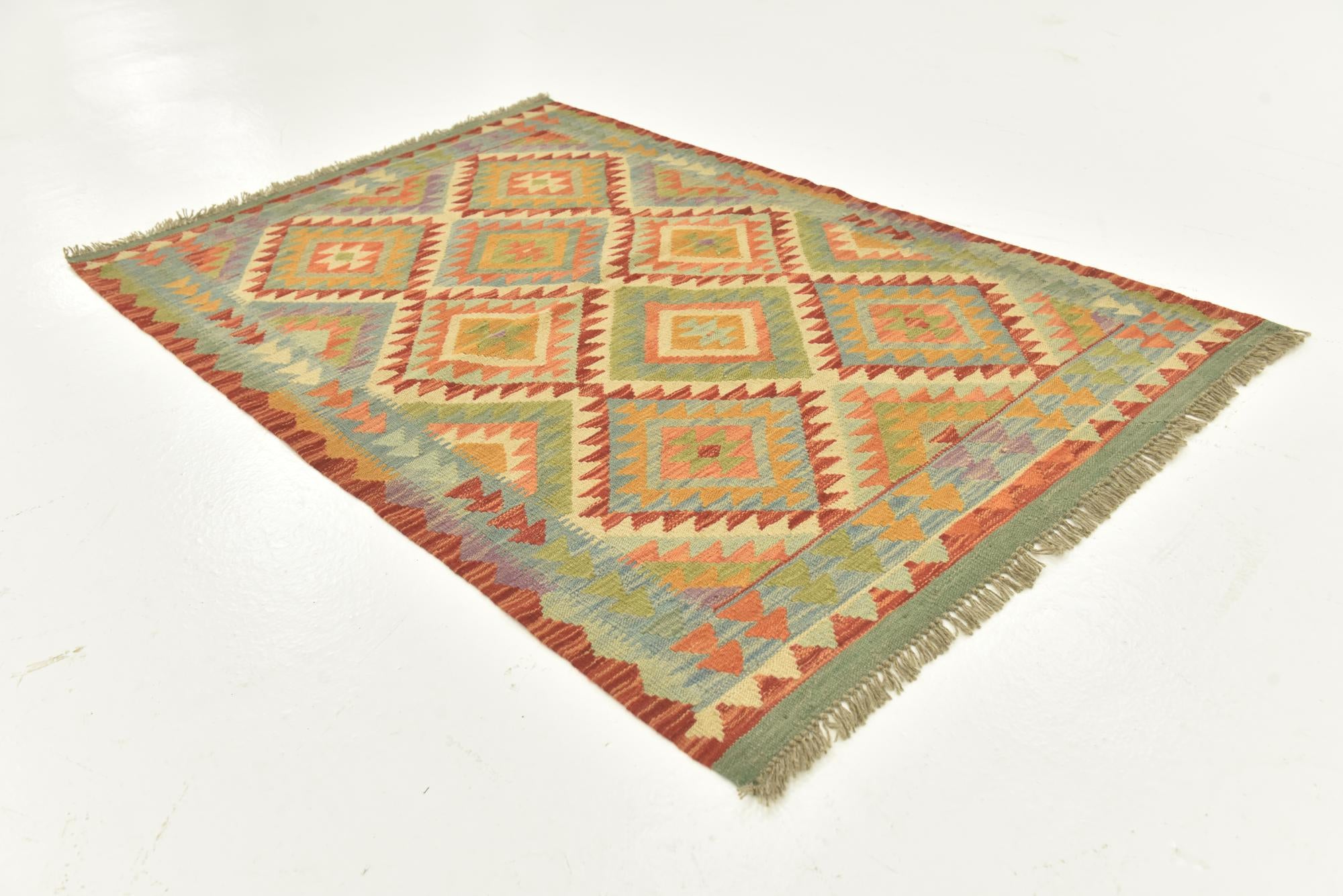 105cm x 160cm Hand Woven Kilim Maymana Wool Rug