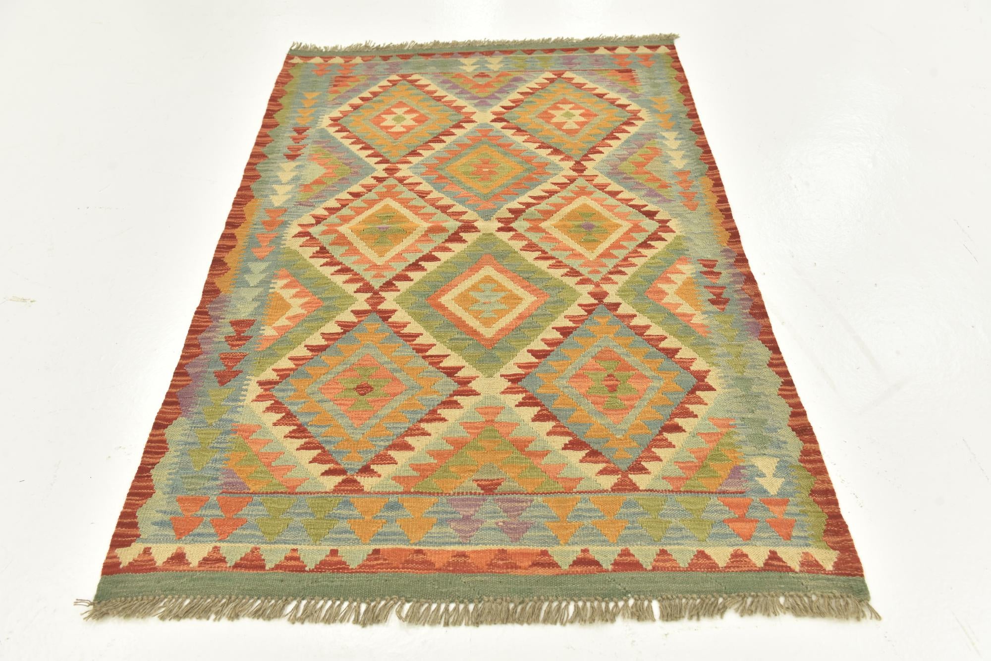 105cm x 160cm Hand Woven Kilim Maymana Wool Rug