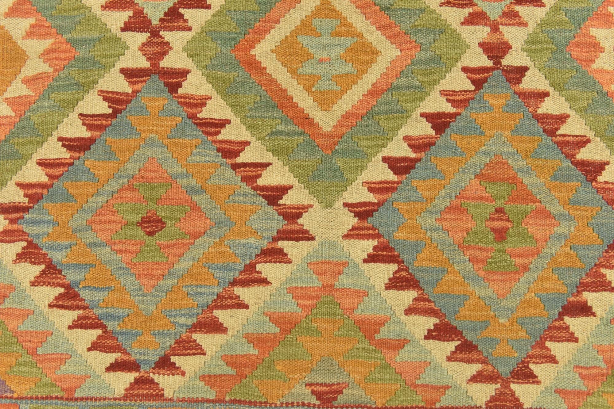 105cm x 160cm Hand Woven Kilim Maymana Wool Rug