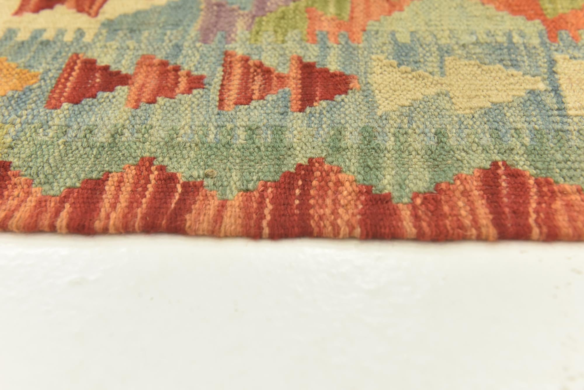 105cm x 160cm Hand Woven Kilim Maymana Wool Rug