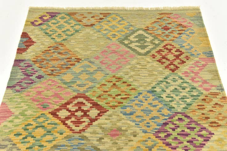 Detail image of 3' 6 x 5' 1 Hand Woven Kilim Maymana Wool Rug
