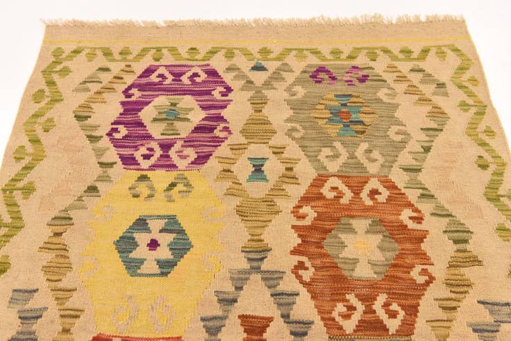 Detail image of 3' 4 x 5' Hand Woven Kilim Maymana Wool Rug