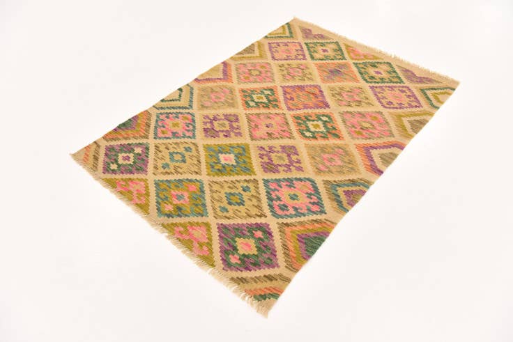Detail image of 3' 4 x 5' Hand Woven Kilim Maymana Wool Rug