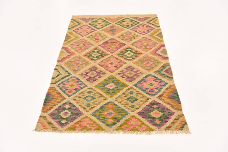 Detail image of 3' 4 x 5' Hand Woven Kilim Maymana Wool Rug