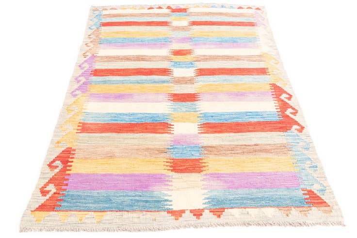 Detail image of 4' x 5' 9 Hand Woven Kilim Maymana Wool Rug