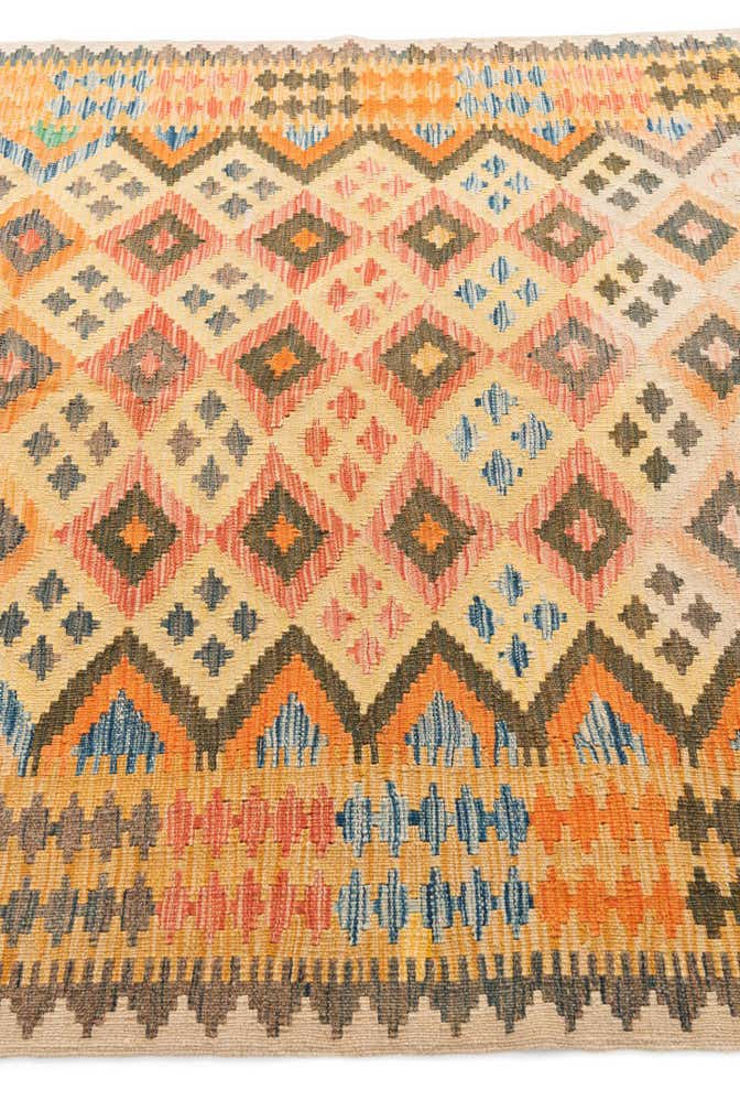 5' 6 x 8' 2 Hand Woven Kilim Maymana Wool Rug