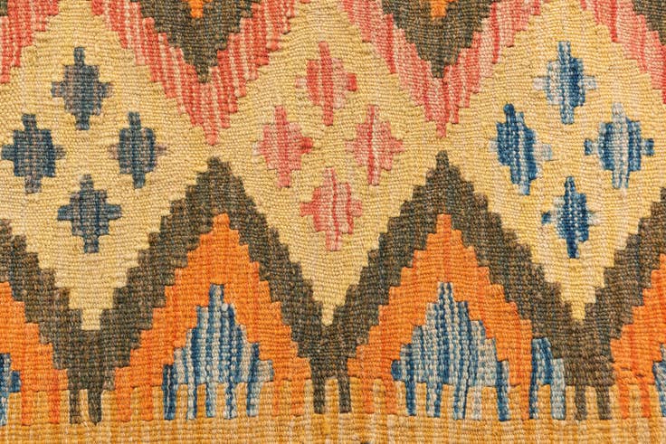 Detail image of 5' 6 x 8' 2 Hand Woven Kilim Maymana Wool Rug
