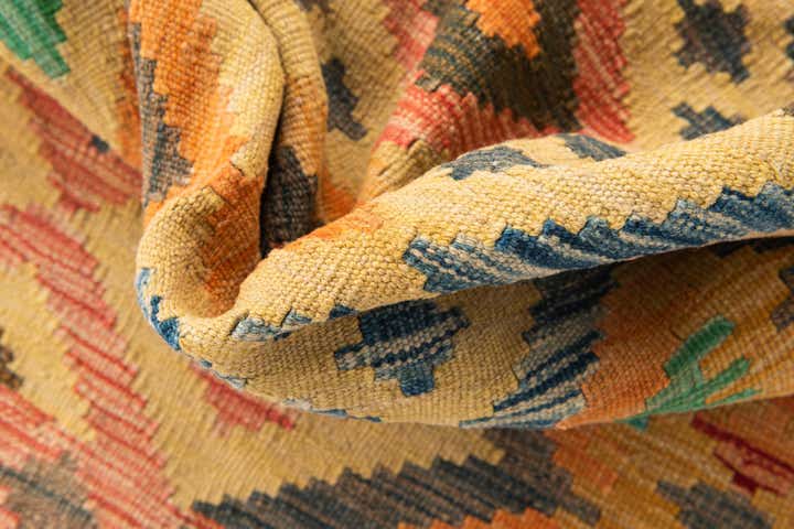 5' 6 x 8' 2 Hand Woven Kilim Maymana Wool Rug