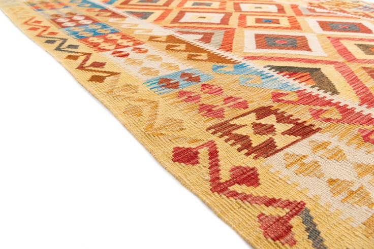 Detail image of 5' 10 x 7' 10 Hand Woven Kilim Maymana Wool Rug