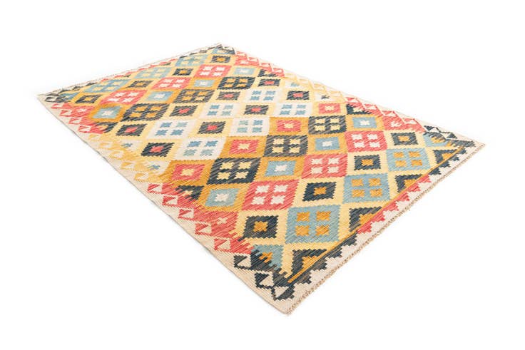 Detail image of 4' x 5' 4 Hand Woven Kilim Maymana Wool Rug