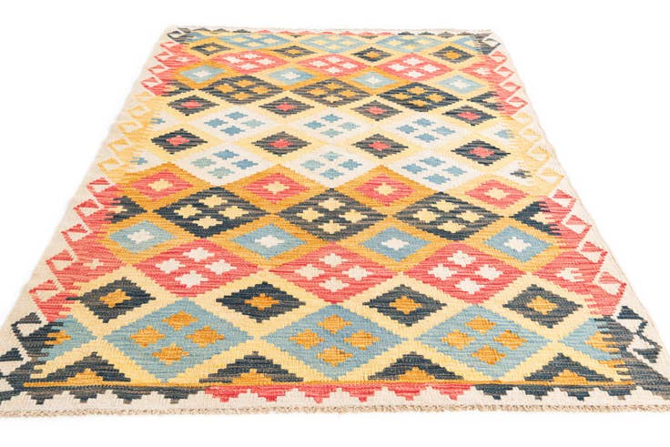 Detail image of 4' x 5' 4 Hand Woven Kilim Maymana Wool Rug