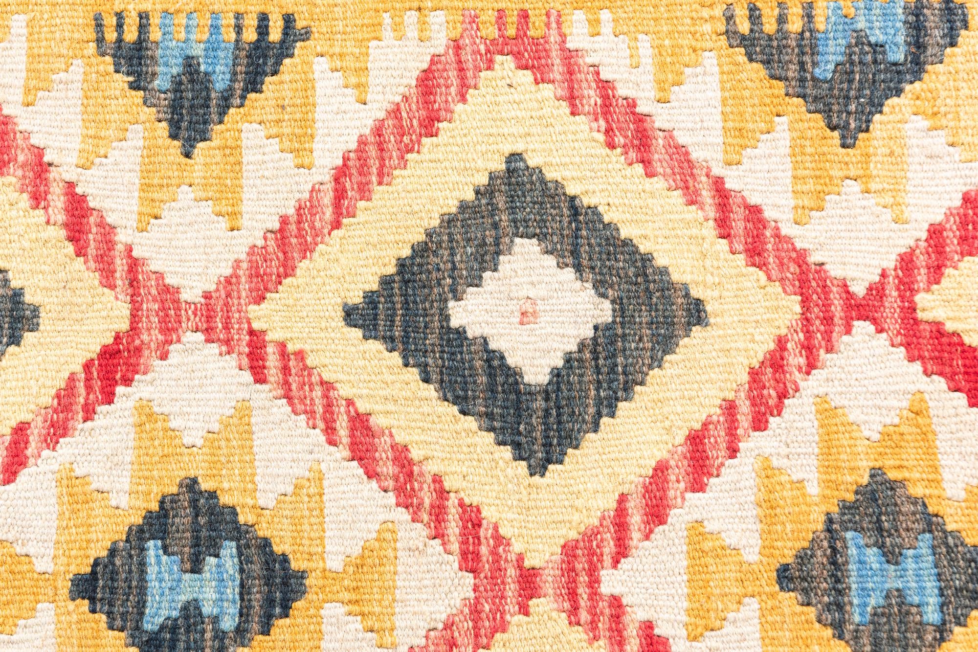 3' 5 x 6' 5 Hand Woven Kilim Maymana Wool Rug