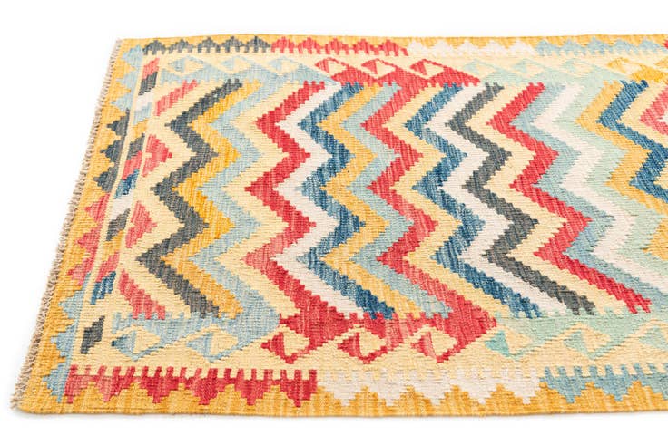 Detail image of 3' 4 x 6' 6 Hand Woven Kilim Maymana Wool Rug