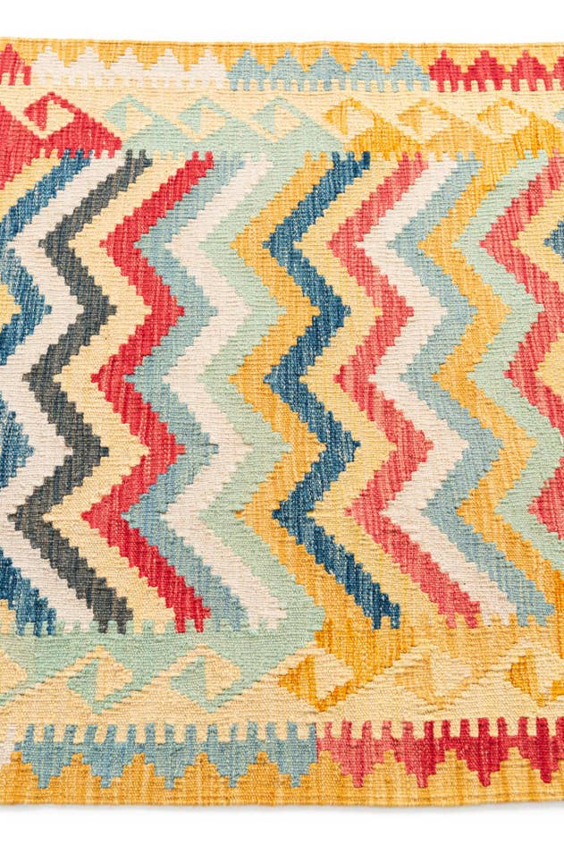 Detail image of 3' 4 x 6' 6 Hand Woven Kilim Maymana Wool Rug