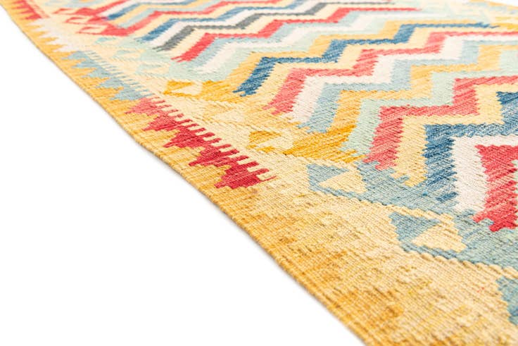 Detail image of 3' 4 x 6' 6 Hand Woven Kilim Maymana Wool Rug