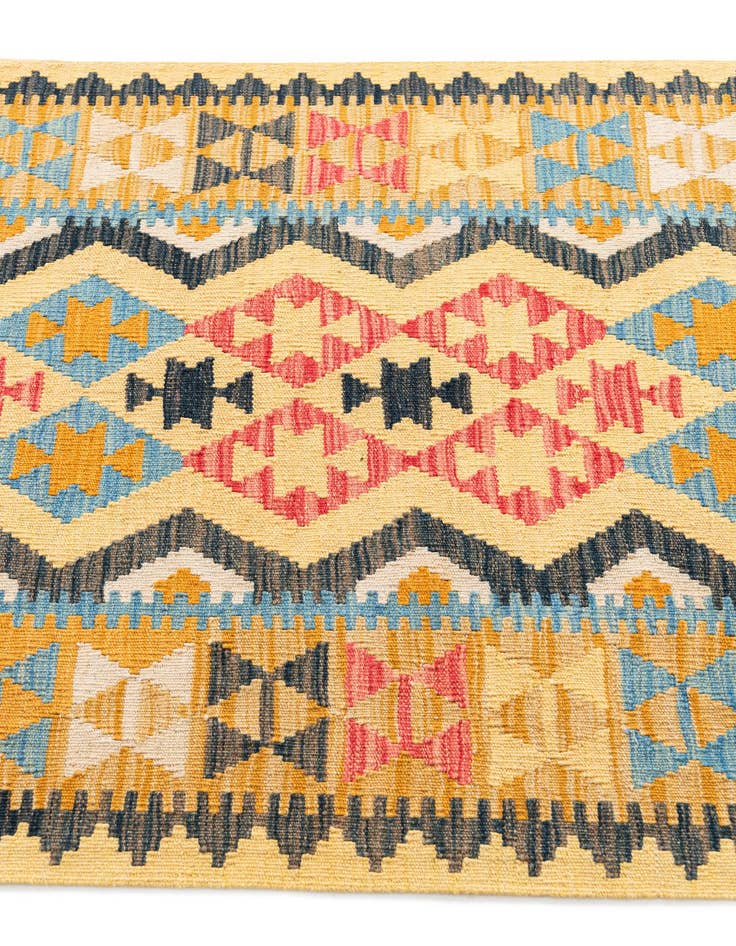Detail image of 3' 5 x 6' 6  Hand Woven Kilim Maymana Wool Rug