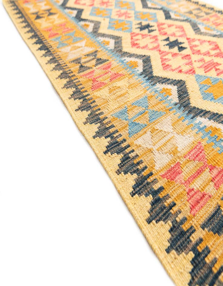 Detail image of 3' 5 x 6' 6  Hand Woven Kilim Maymana Wool Rug