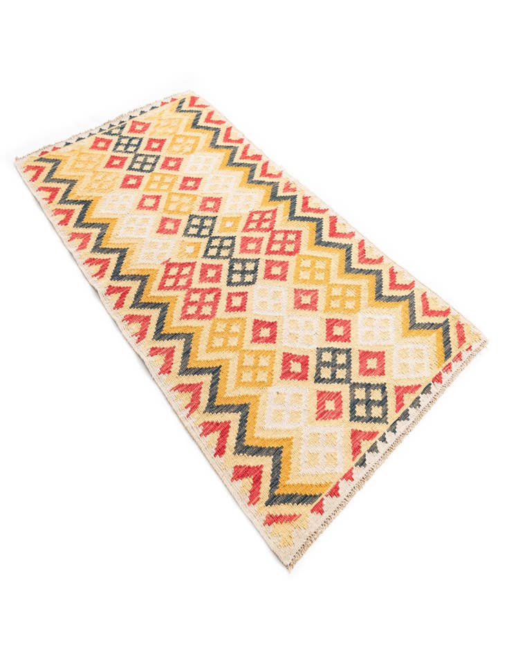 Detail image of 3' 6 x 6' 5  Hand Woven Kilim Maymana Wool Rug