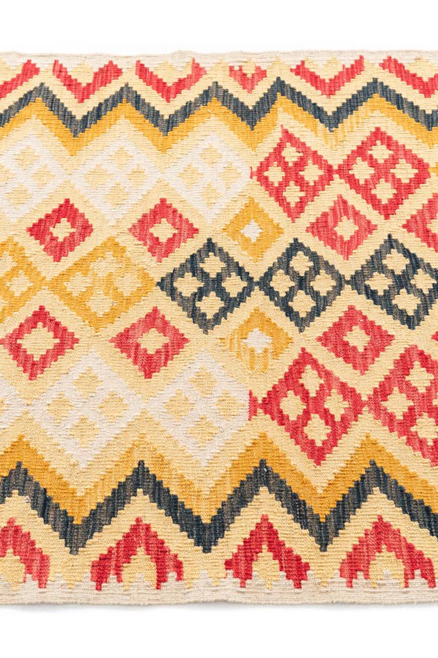 Detail image of 3' 6 x 6' 5 Hand Woven Kilim Maymana Wool Rug