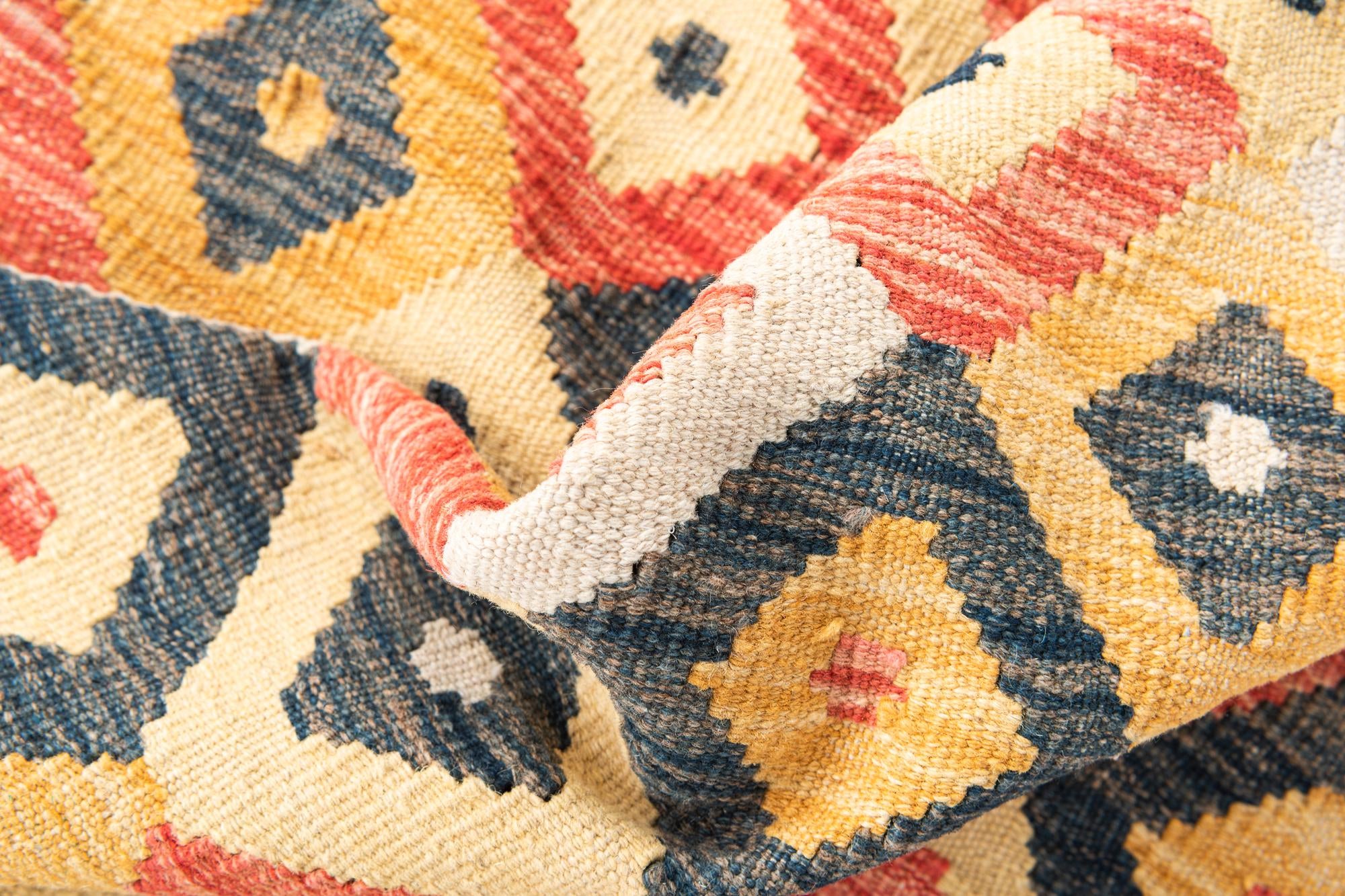 4' 1 x 5' 7 Hand Woven Kilim Maymana Wool Rug