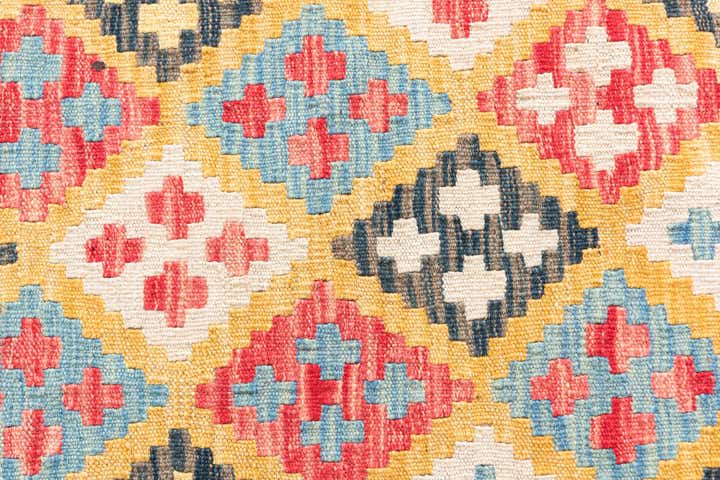 4' 3 x 5' 8 Hand Woven Kilim Maymana Wool Rug