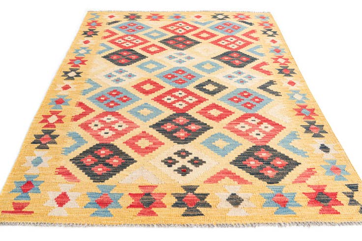 Detail image of 4' 1 x 6' 2 Hand Woven Kilim Maymana Wool Rug