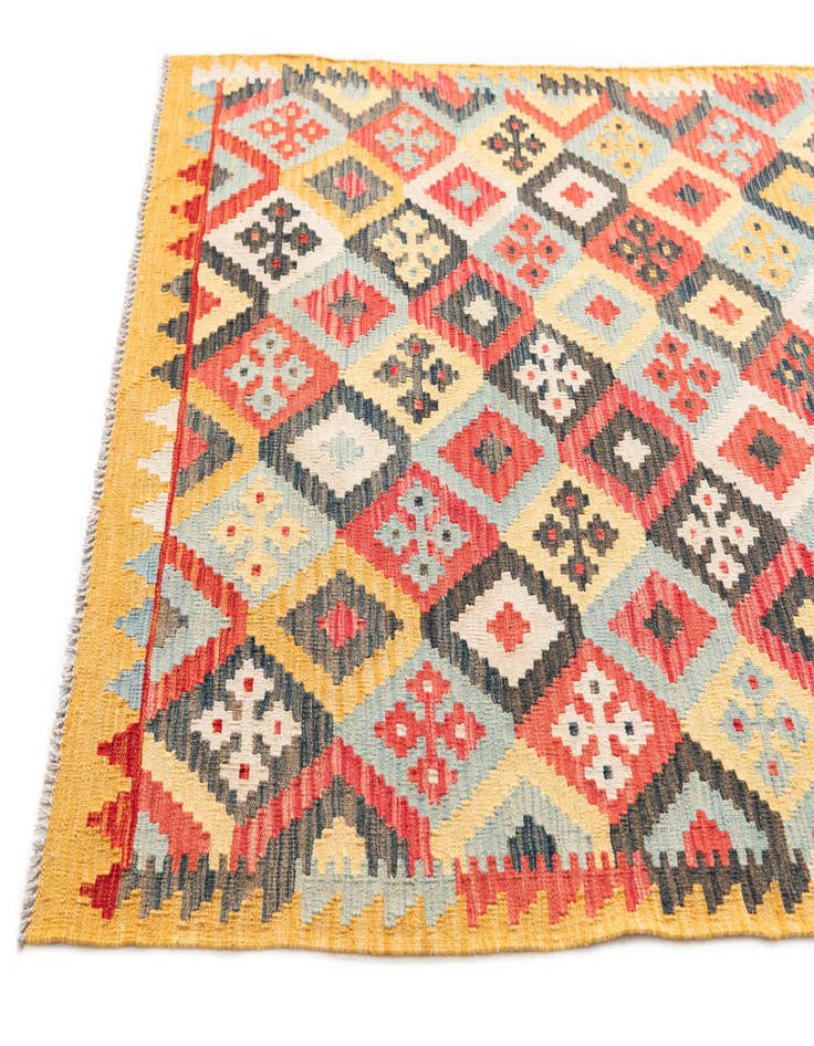 Detail image of 4' 3 x 5' 8  Hand Woven Kilim Maymana Wool Rug