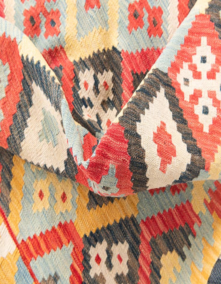 Detail image of 4' 3 x 5' 8  Hand Woven Kilim Maymana Wool Rug