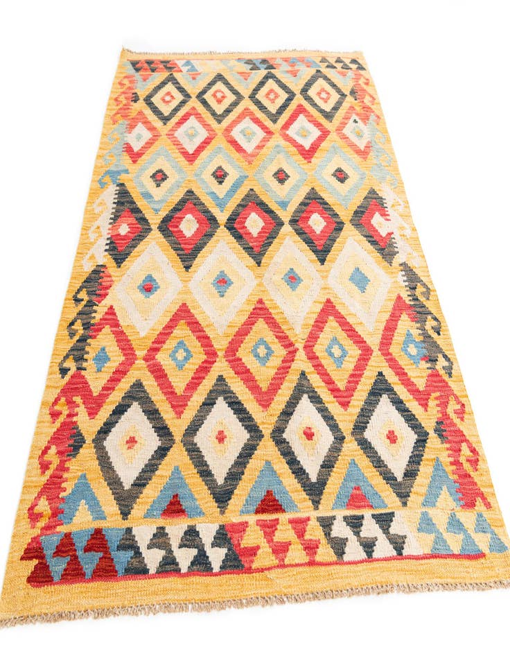 Detail image of 4' 2 x 5' 9  Hand Woven Kilim Maymana Wool Rug