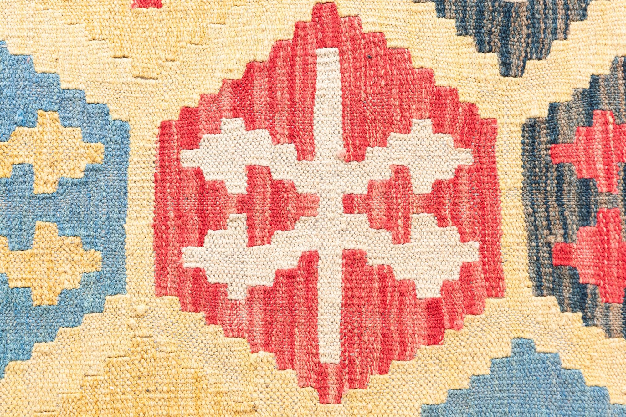 4' 2 x 6' Hand Woven Kilim Maymana Wool Rug