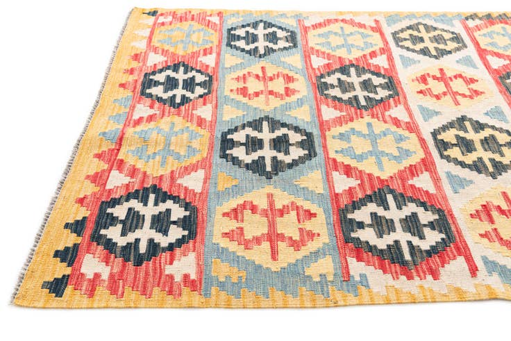 Detail image of 4' 3 x 5' 10 Hand Woven Kilim Maymana Wool Rug