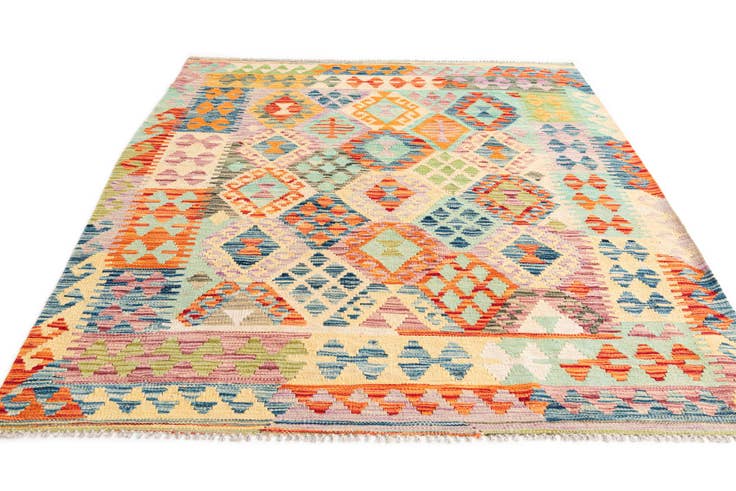 Detail image of 4' 9 x 5' 8 Hand Woven Kilim Maymana Wool Rug