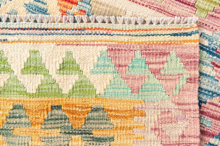 4' 9 x 5' 8 Hand Woven Kilim Maymana Wool Rug