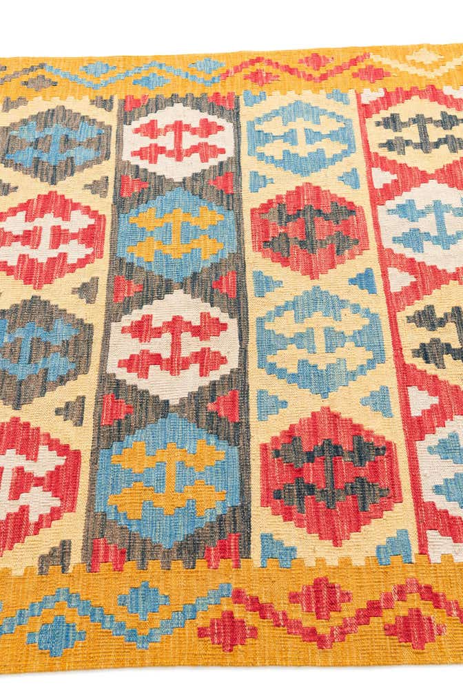 4' 3 x 5' 8 Hand Woven Kilim Maymana Wool Rug