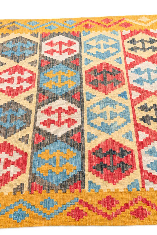 Detail image of 4' 3 x 5' 8 Hand Woven Kilim Maymana Wool Rug