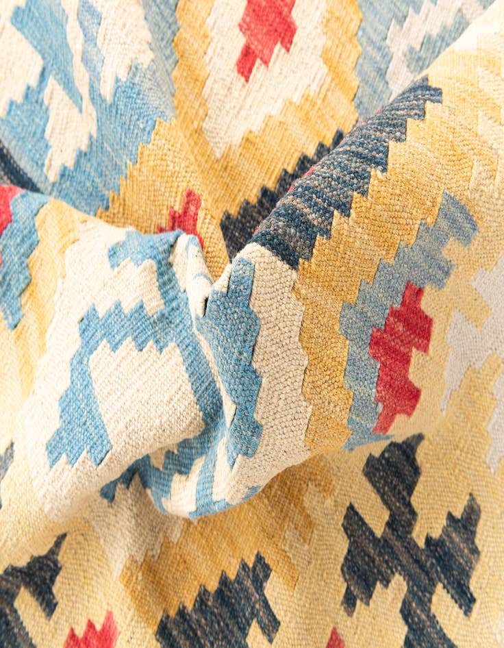 Detail image of 4' 3 x 5' 9  Hand Woven Kilim Maymana Wool Rug