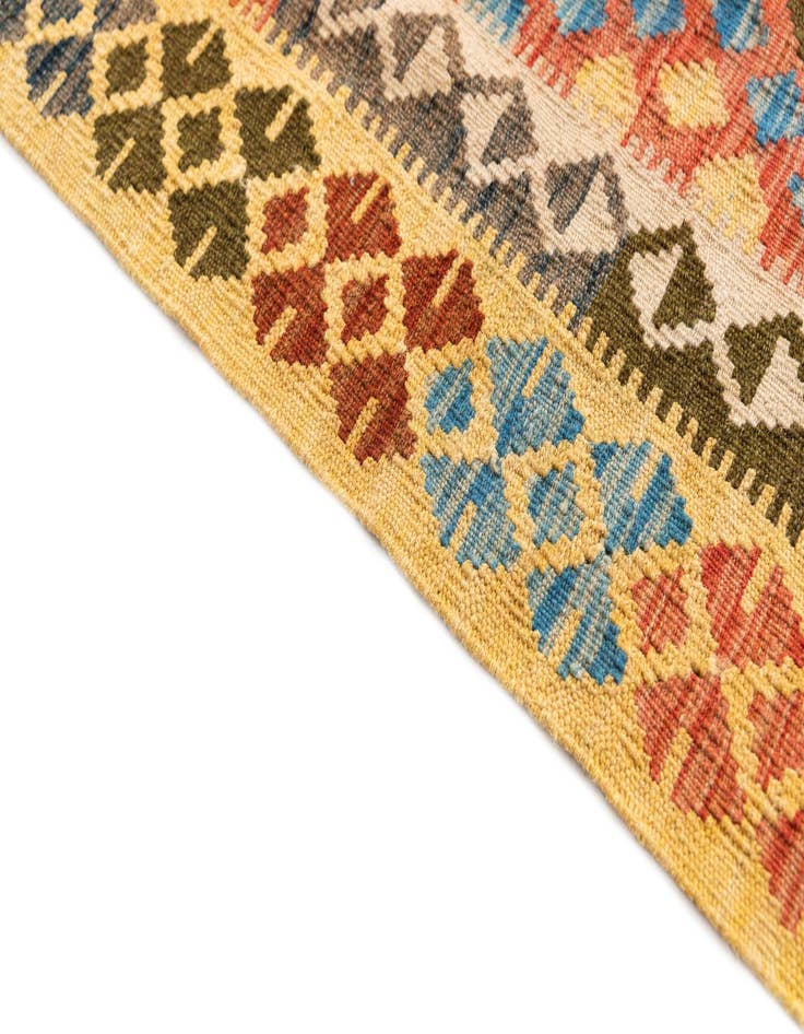 Detail image of 3' 2 x 5'  Hand Woven Kilim Maymana Wool Rug