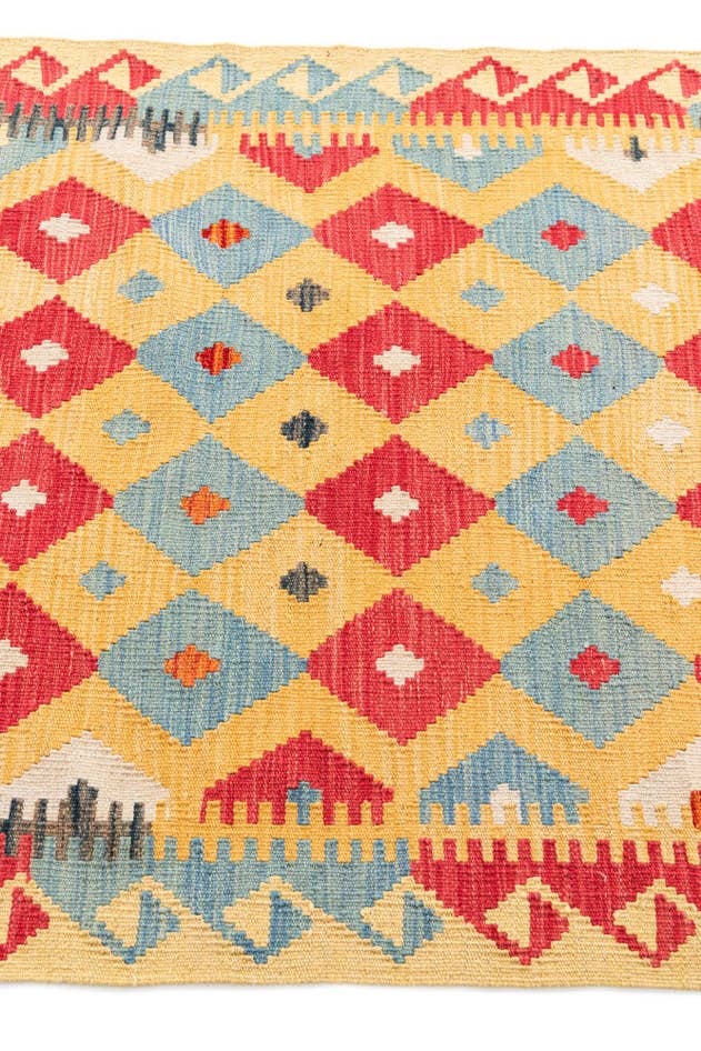 Detail image of 3' 6 x 6' 8 Hand Woven Kilim Maymana Wool Rug