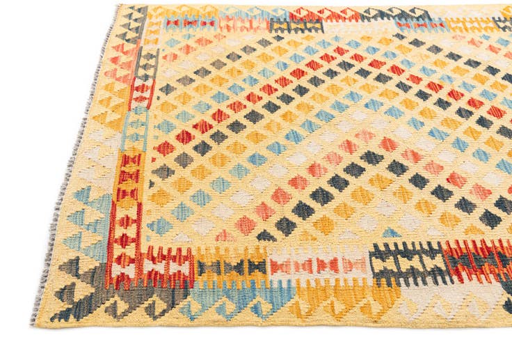 Detail image of 3' 8 x 6' 8 Hand Woven Kilim Maymana Wool Rug