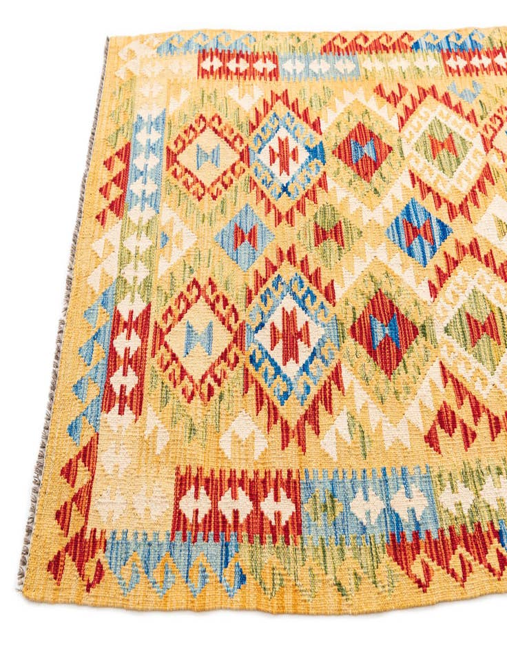 Detail image of 3' 6 x 6' 8  Hand Woven Kilim Maymana Wool Rug