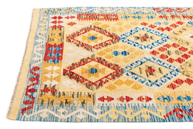 Detail image of 3' 6 x 6' 9 Hand Woven Kilim Maymana Wool Rug