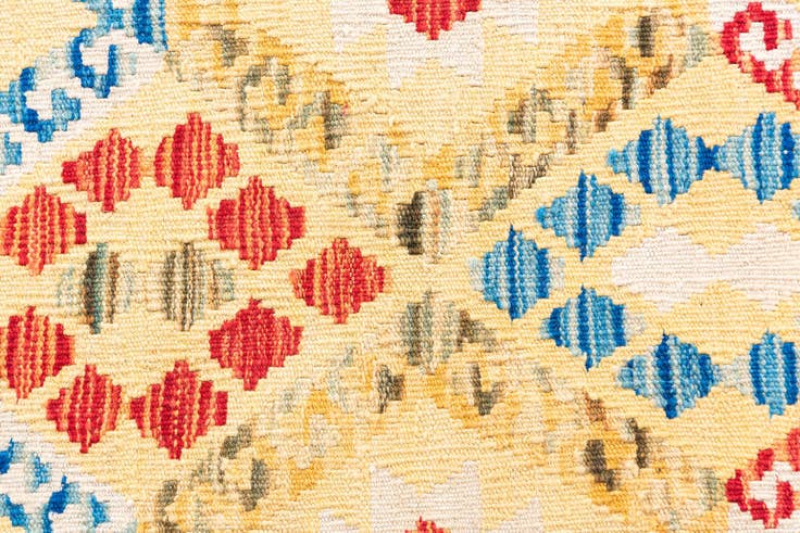 Detail image of 3' 6 x 6' 9 Hand Woven Kilim Maymana Wool Rug