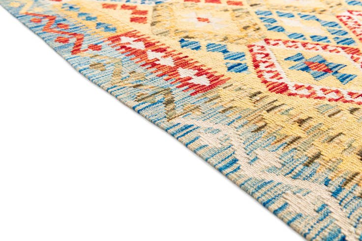 Detail image of 3' 6 x 6' 9 Hand Woven Kilim Maymana Wool Rug