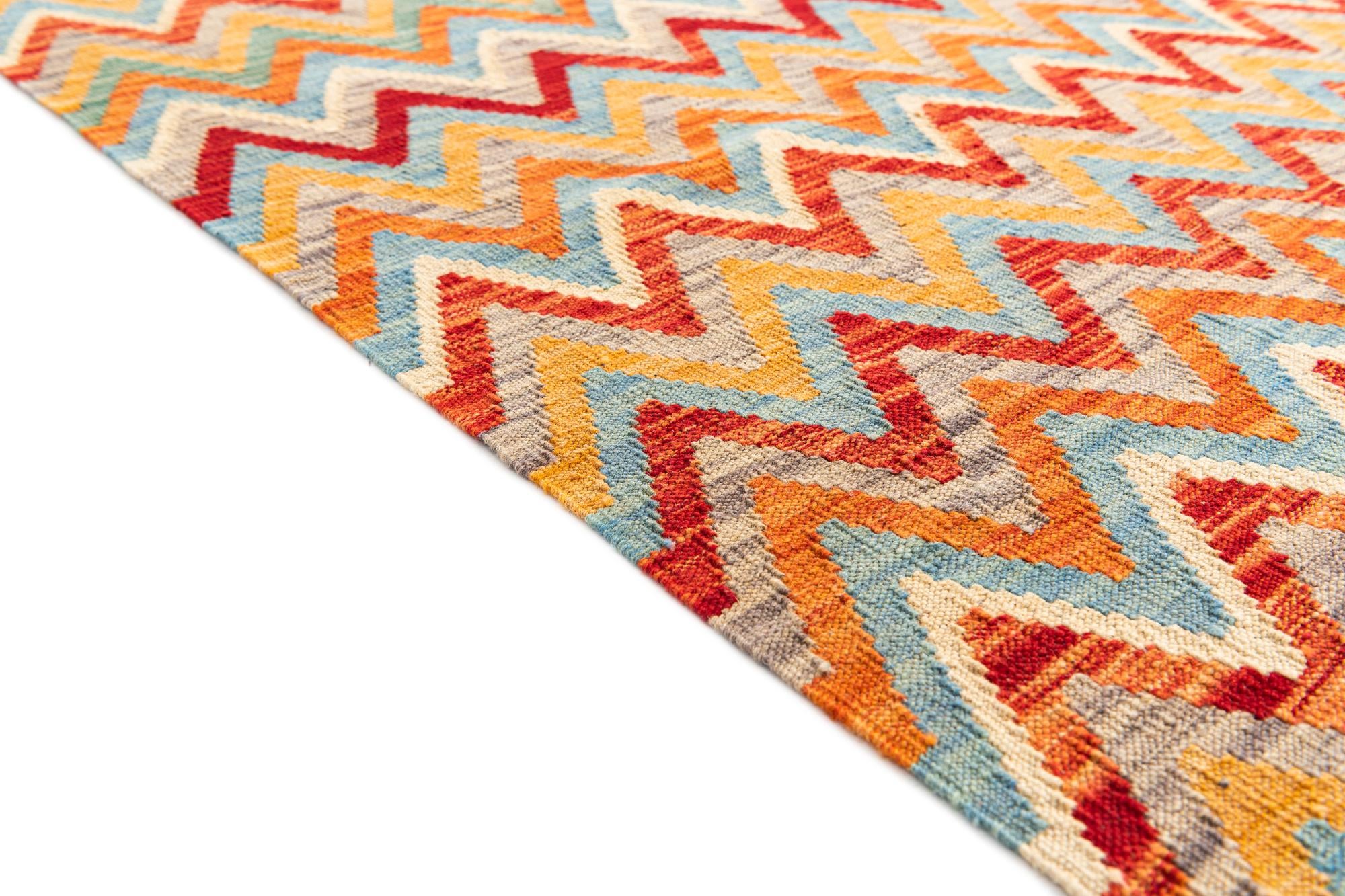 4' 3 x 5' 9 Hand Woven Kilim Maymana Wool Rug