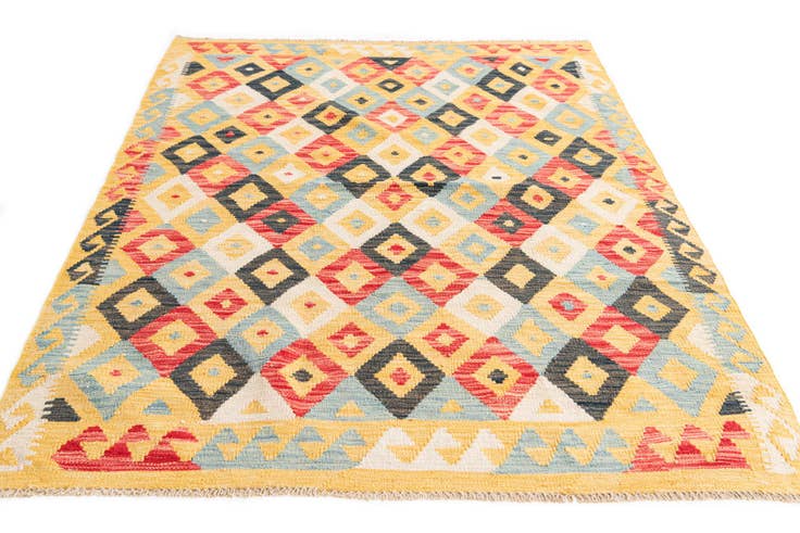 Detail image of 4' 2 x 5' 7 Hand Woven Kilim Maymana Wool Rug