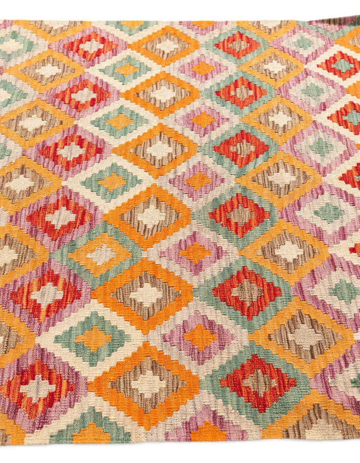 Detail image of 4' 4 x 5' 8 Hand Woven Kilim Maymana Wool Rug