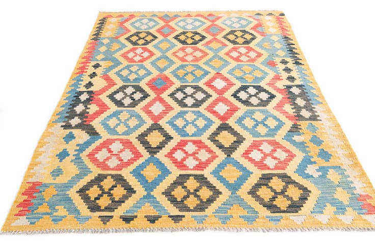 Detail image of 4' 2 x 5' 10 Hand Woven Kilim Maymana Wool Rug