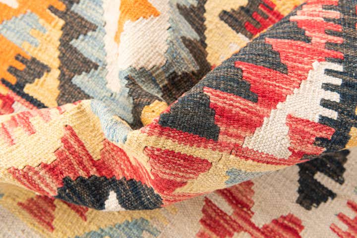 4' x 5' 10 Hand Woven Kilim Maymana Wool Rug