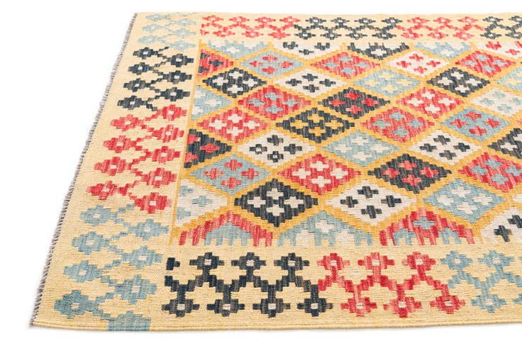 Detail image of 4' 2 x 6' Hand Woven Kilim Maymana Wool Rug