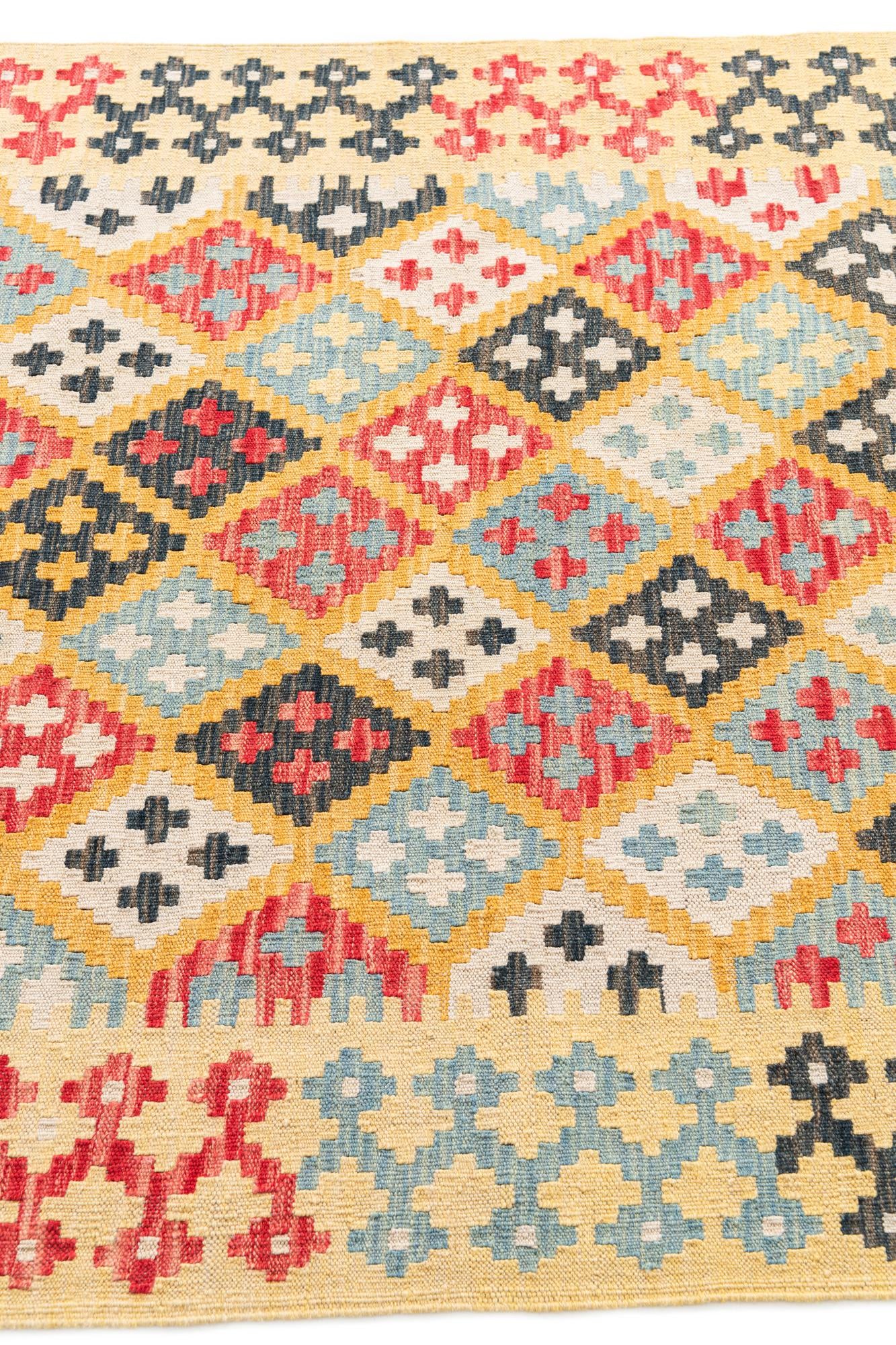 4' 2 x 6' Hand Woven Kilim Maymana Wool Rug